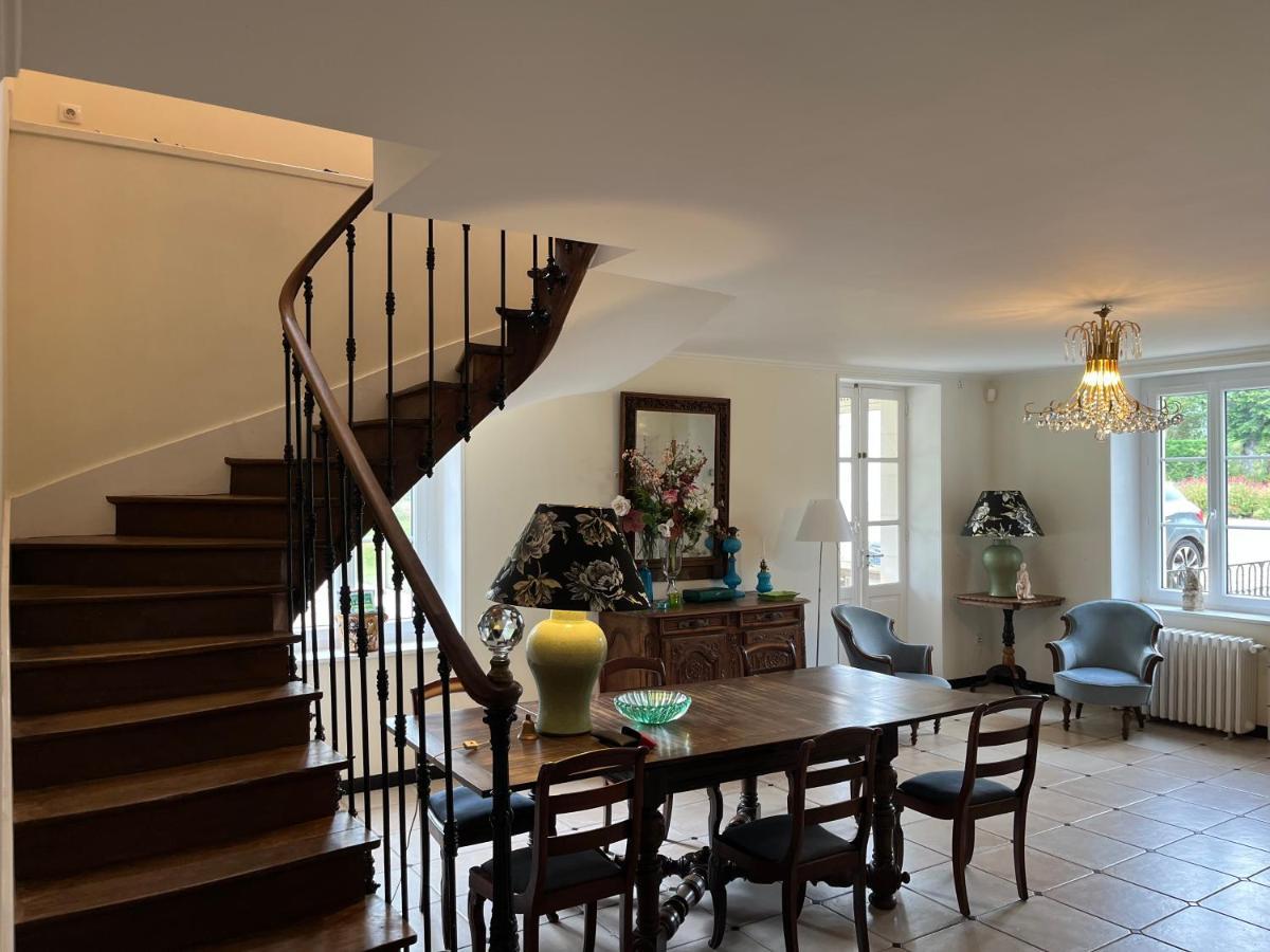 Bed and Breakfast Manoir Du Val Fouzon - Beauval La Vernelle Exterior foto