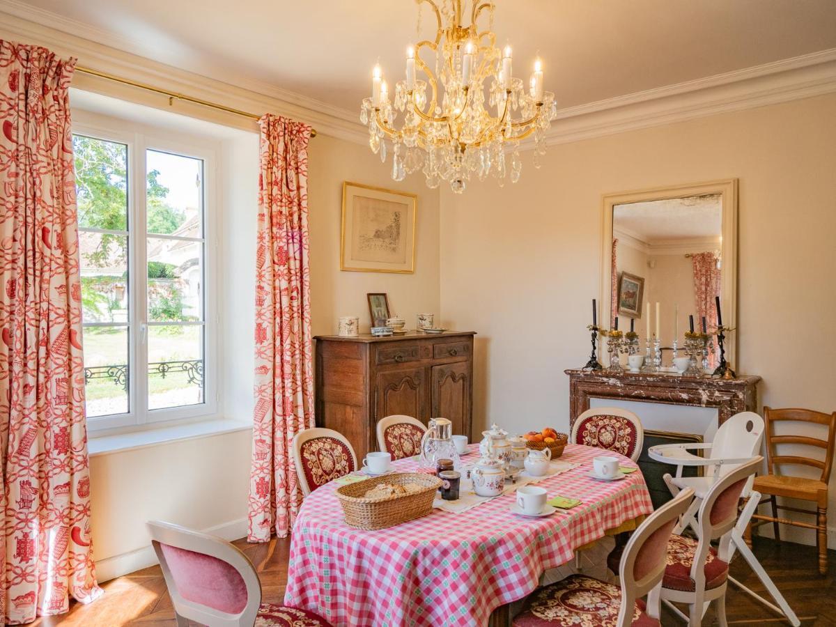 Bed and Breakfast Manoir Du Val Fouzon - Beauval La Vernelle Exterior foto